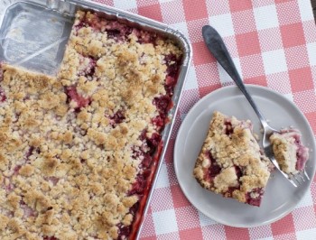 Strawberry Crumb Bars